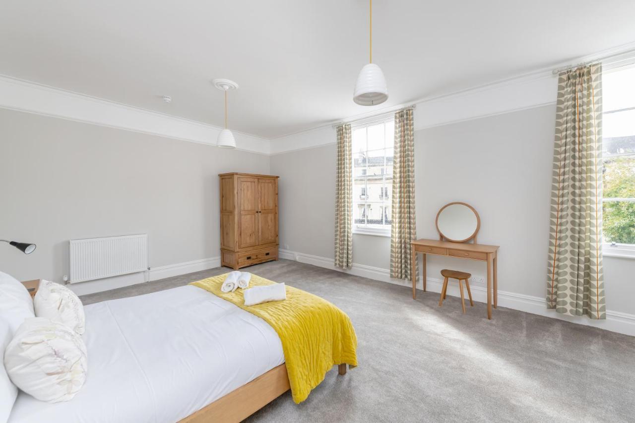 Spacious Maisonette With Parking - 10 Mins Walk From Bath Abbey - 2 Bed & 2 Bath Exterior photo